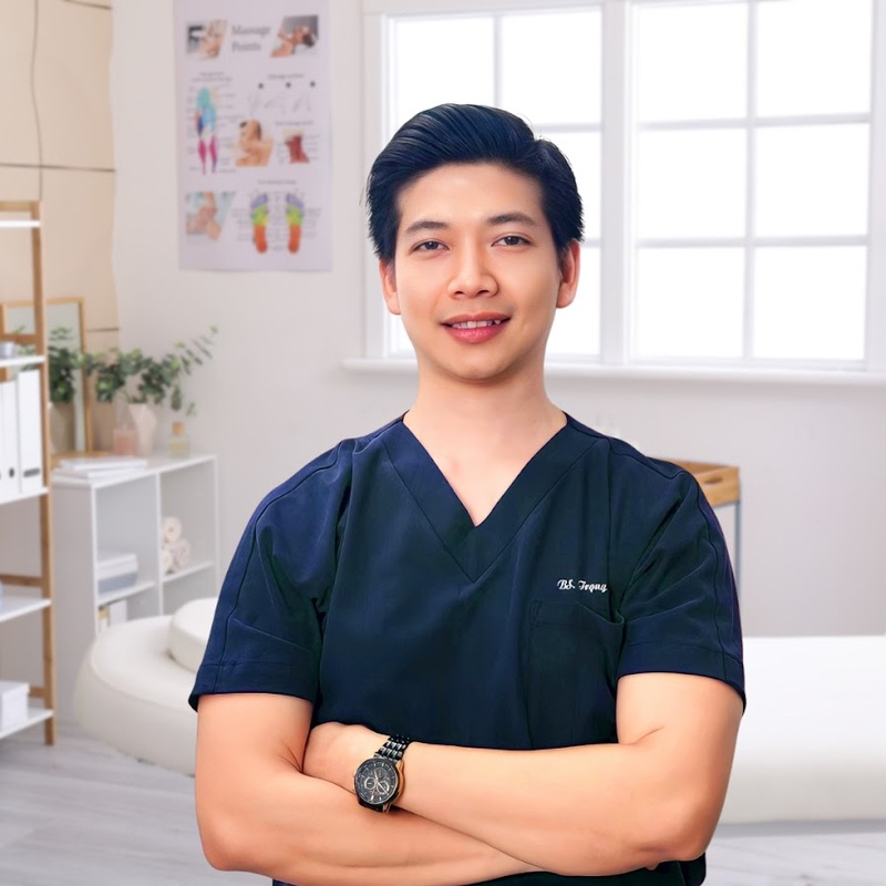 Bác sĩ tuyến giáp giỏi ở TPHCM - Bác sĩ Lê Lý Trọng Hưng