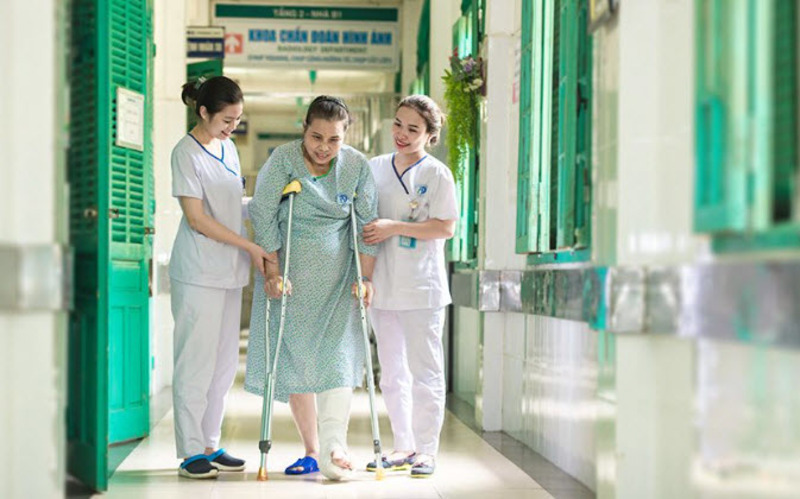 Phòng khám xương khớp tốt nhất Hà Nội - Bệnh viện Xanh Pôn